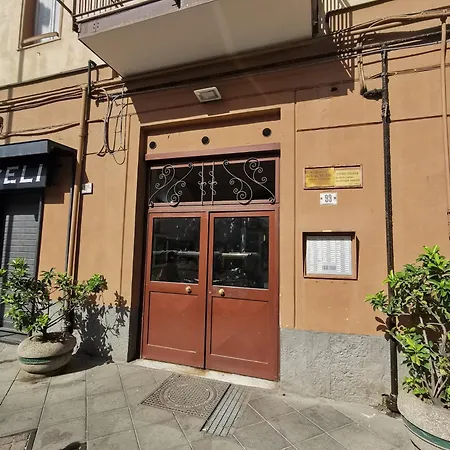 A Casa Vostra * Nápoly